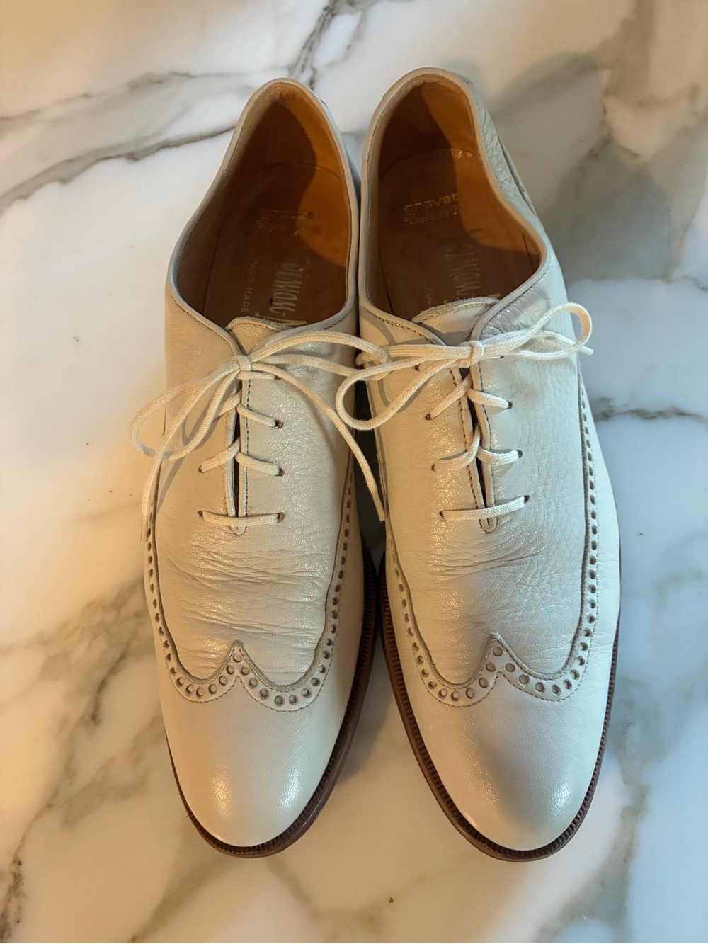 Women's Cream Leather Wingtip Oxford Flats